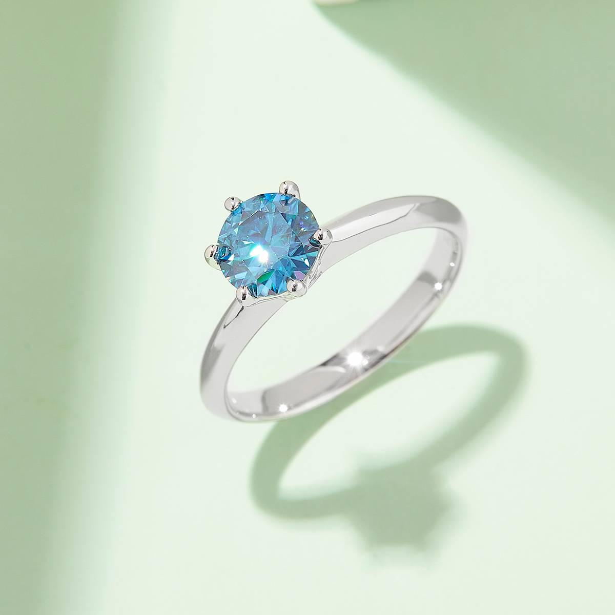 Straight arm classic six claw T home S925 silver plated platinum Moissanite women's ring 1 carat D-grade